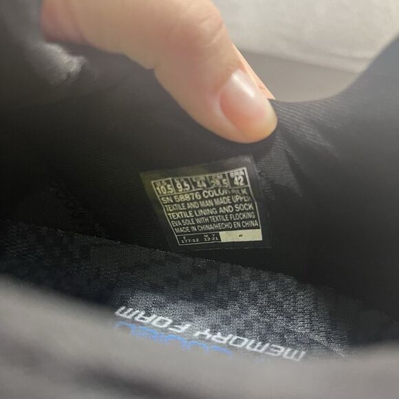 Skechers Men's Sz 10.5 Delson Swift Fit Hands Free Memory Foam Black Shoes - Picture 8 of 10